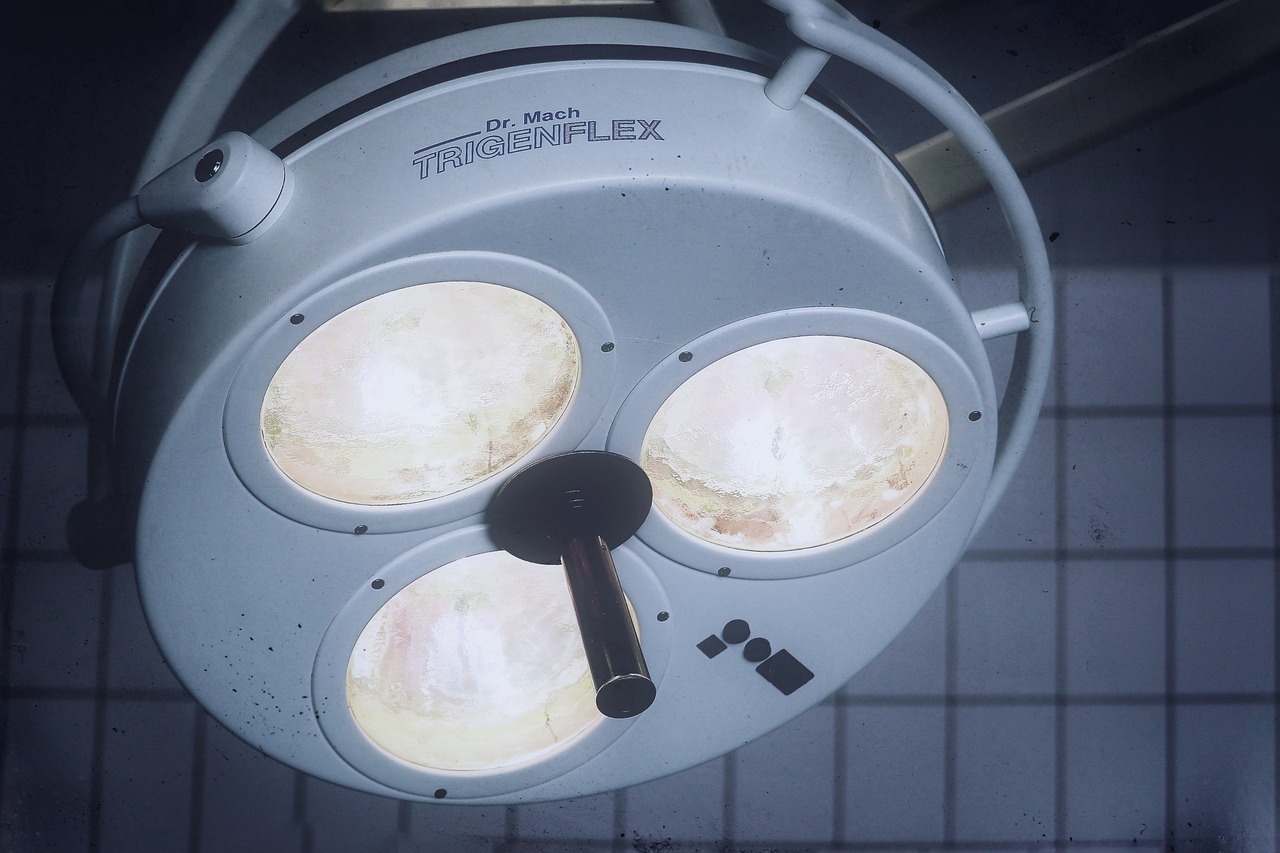 蝙蝠代实名实名账号：iuv账号在官网哪里注册