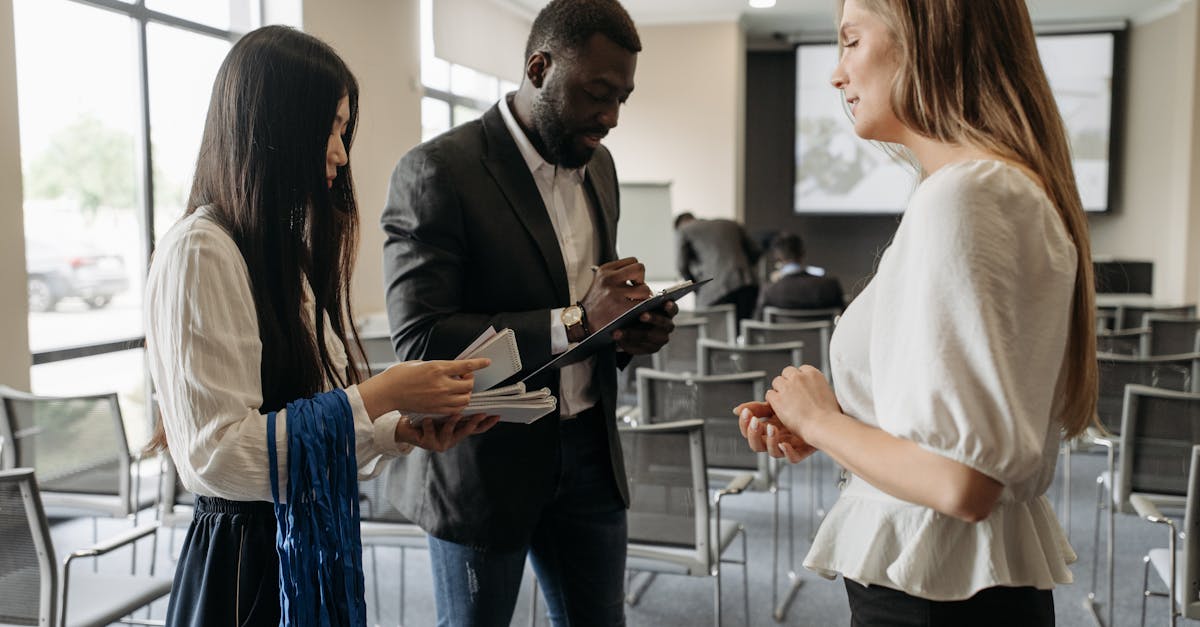 出售微信号码：浙江单位会计代理平台官网