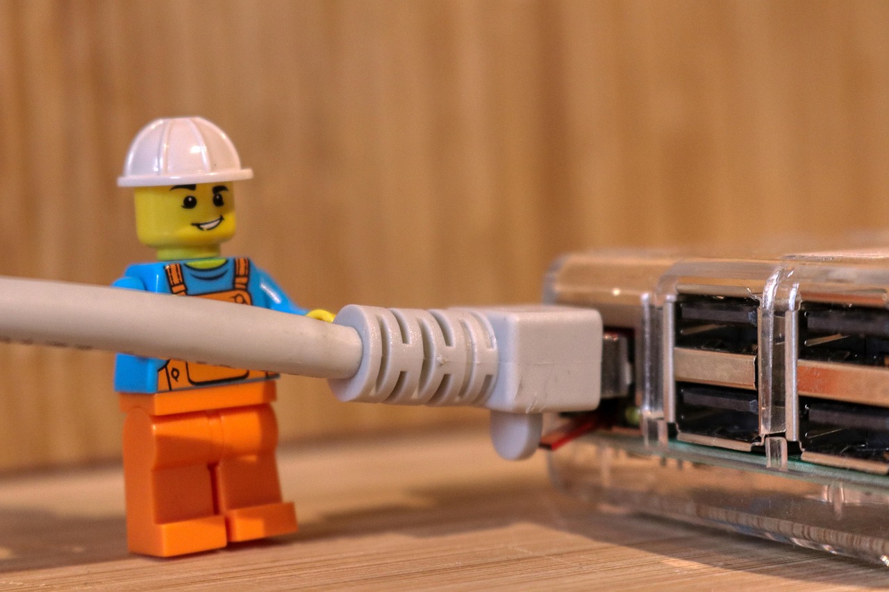 百纵科技实名账号：草莓.APP详情下载教程