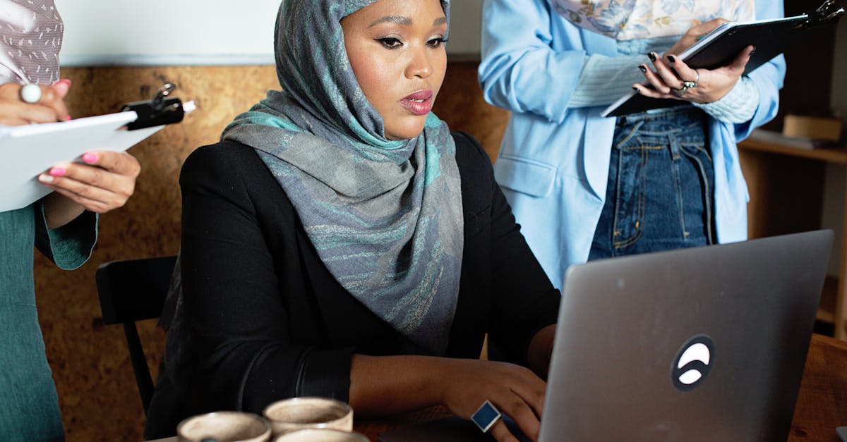 青年一派实名账号：流量卡和产业升级：如何使用流量卡参与产业升级