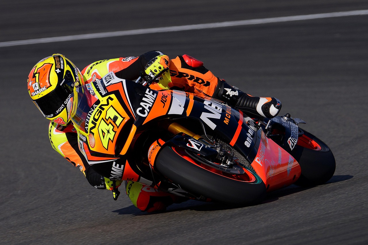 方盒万宝路柑橘爆珠：火狐团队竞技app最新版详情下载教程